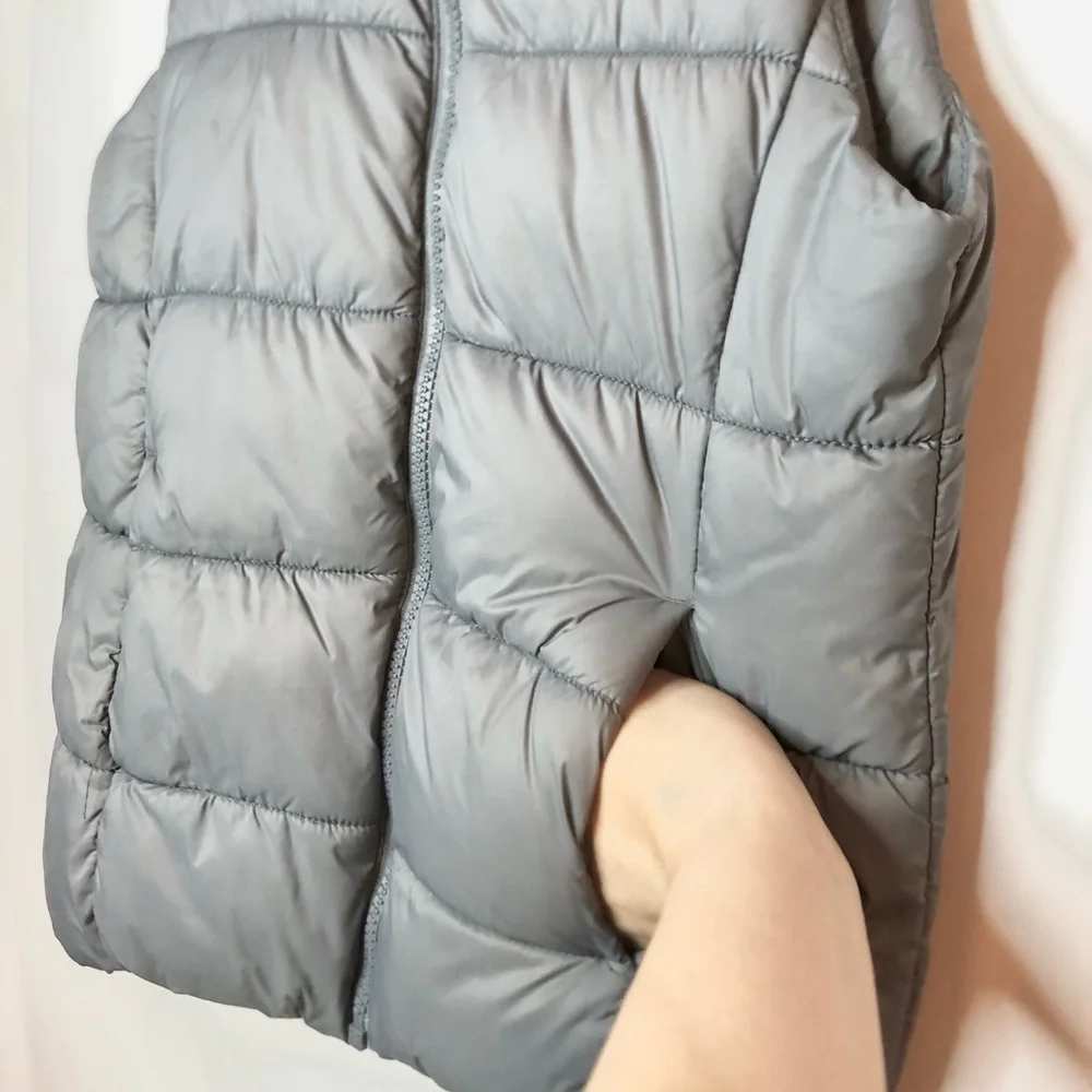 BOGO SALE Old Navy Girls Gray Puffer Vest Size 8